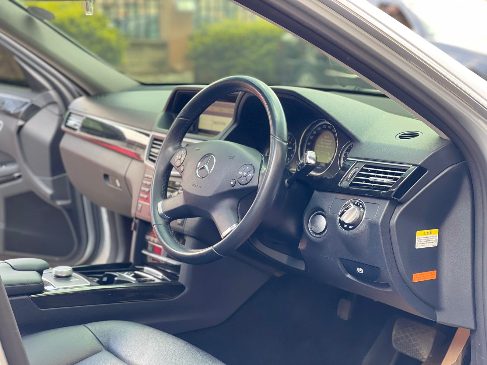 2010 Mercedes Benz E300
