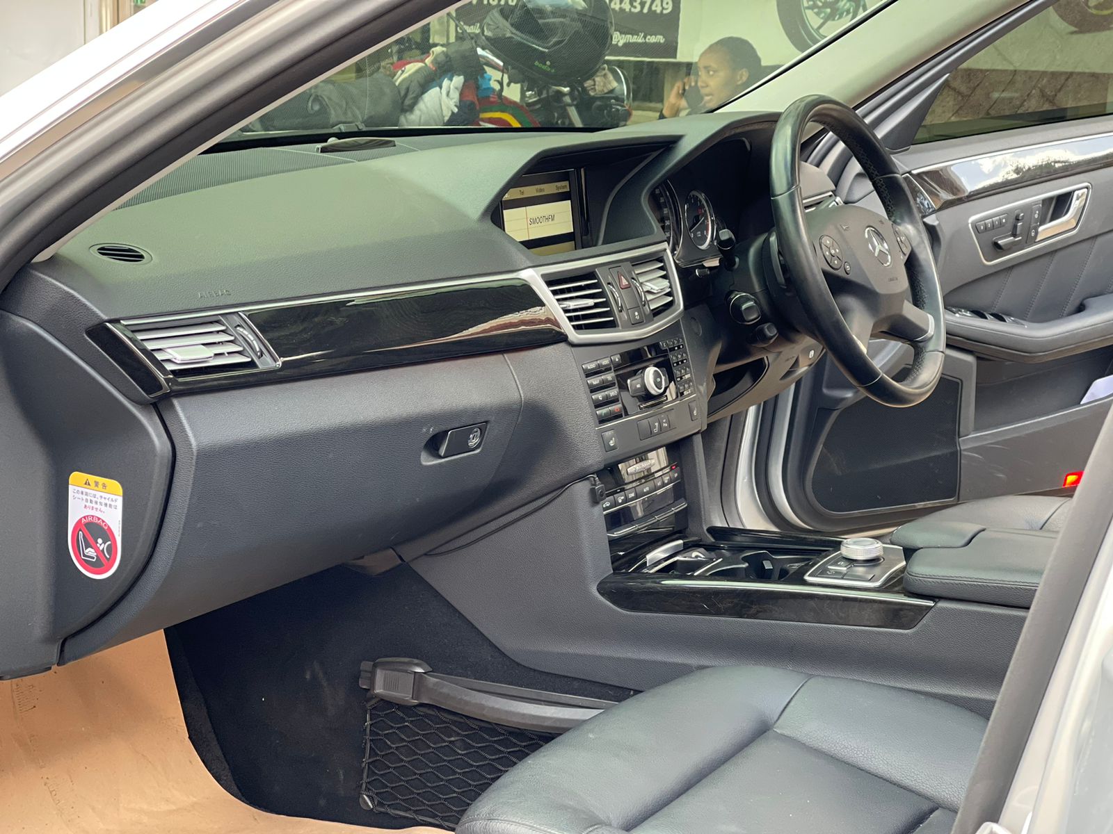 2010 Mercedes Benz E300