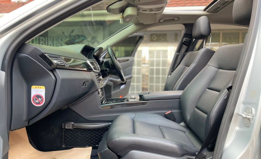 2010 Mercedes Benz E300