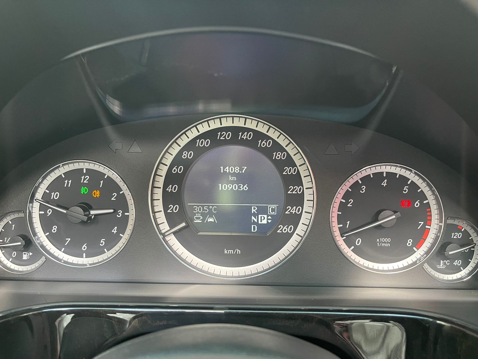 2010 Mercedes Benz E300