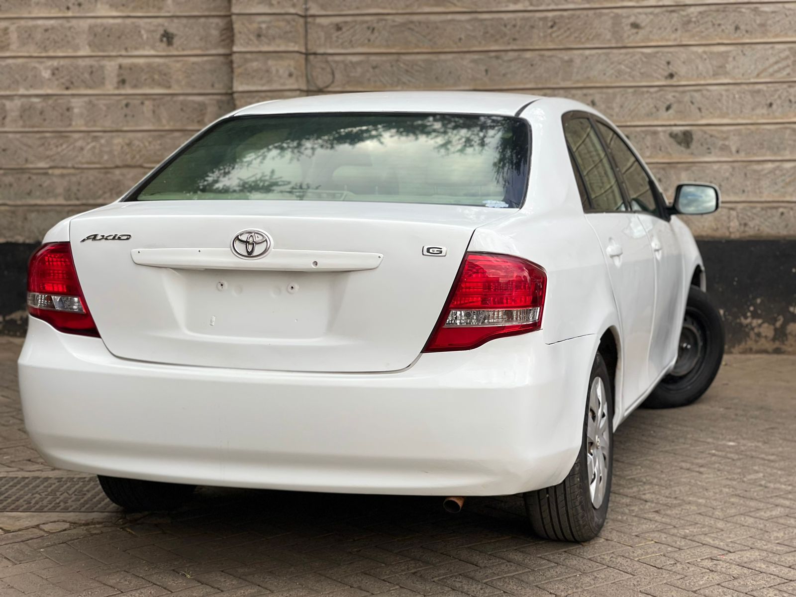 2011 Toyota Axio
