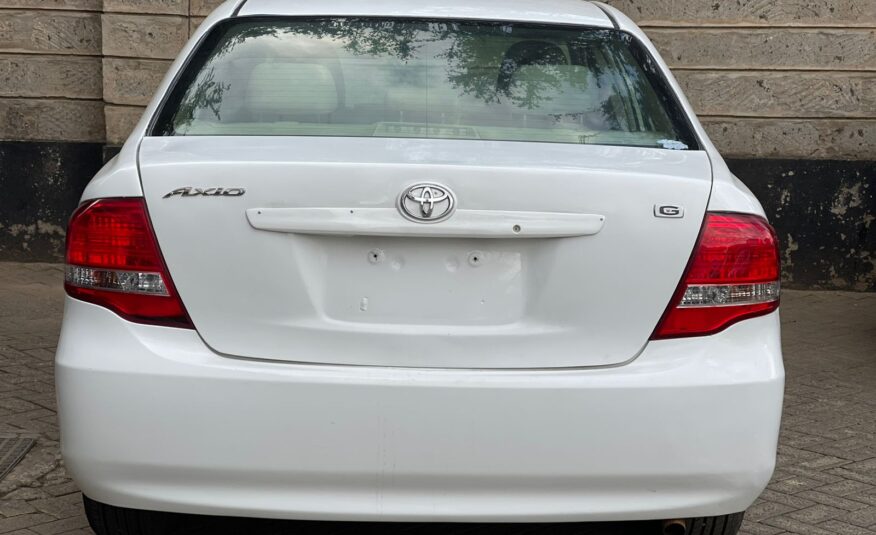 2011 Toyota Axio