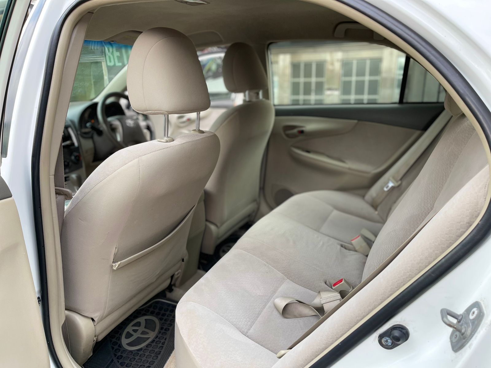 2011 Toyota Axio