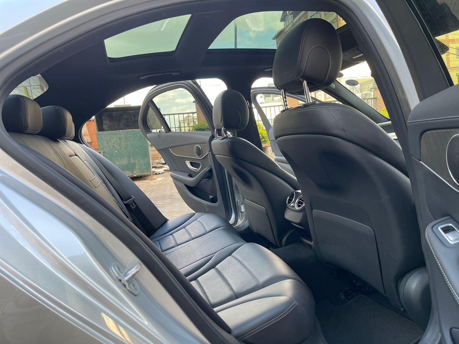 2014 Mercedes Benz C200