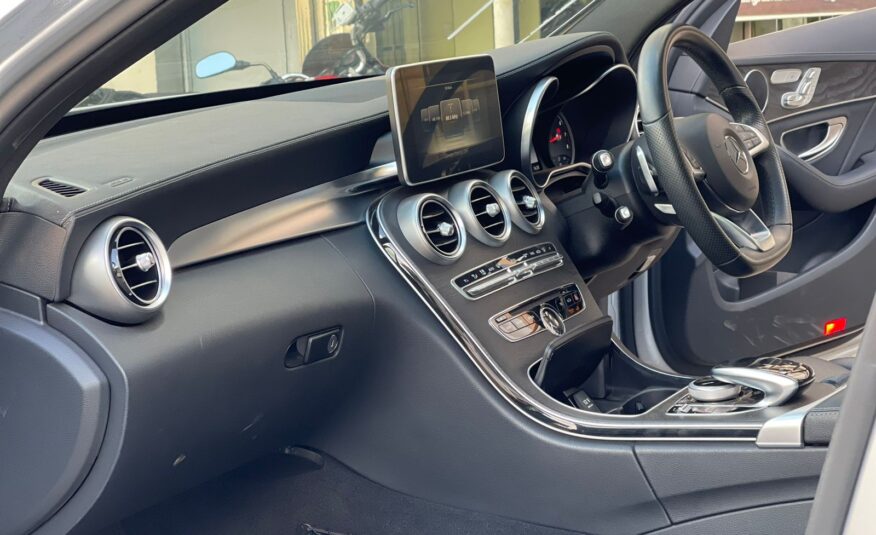 2014 Mercedes Benz C200