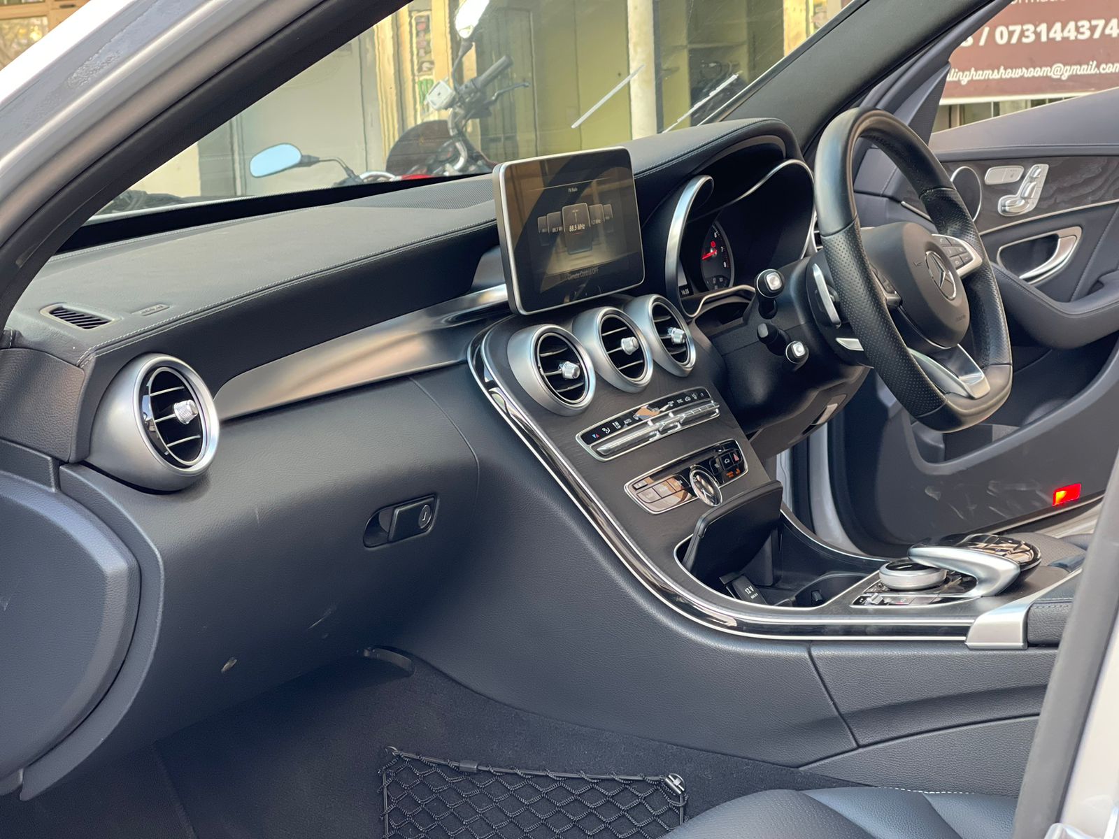 2014 Mercedes Benz C200