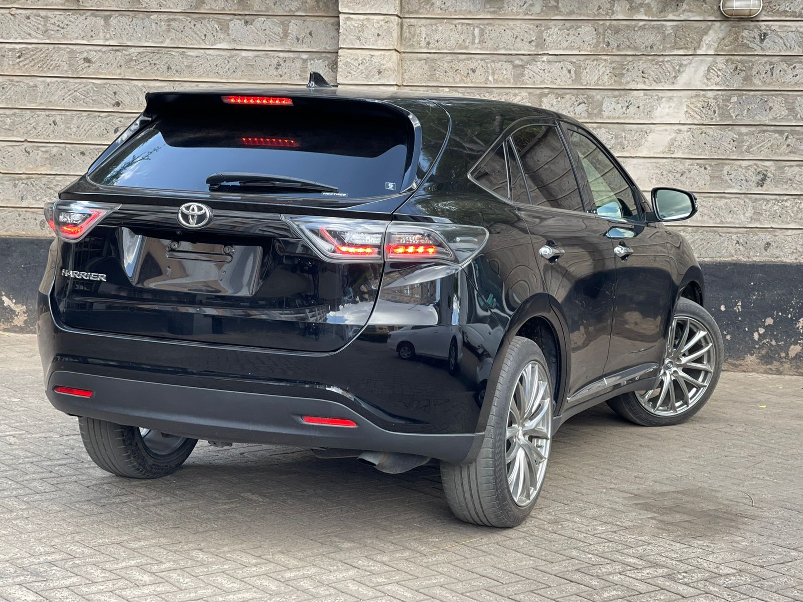 2015 Toyota Harrier