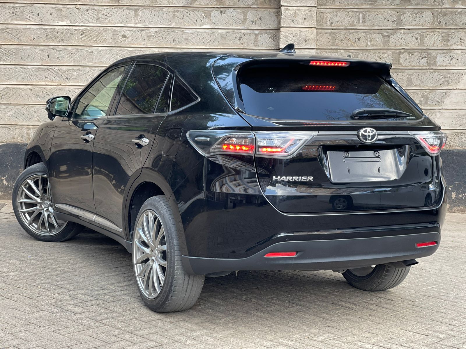 2015 Toyota Harrier