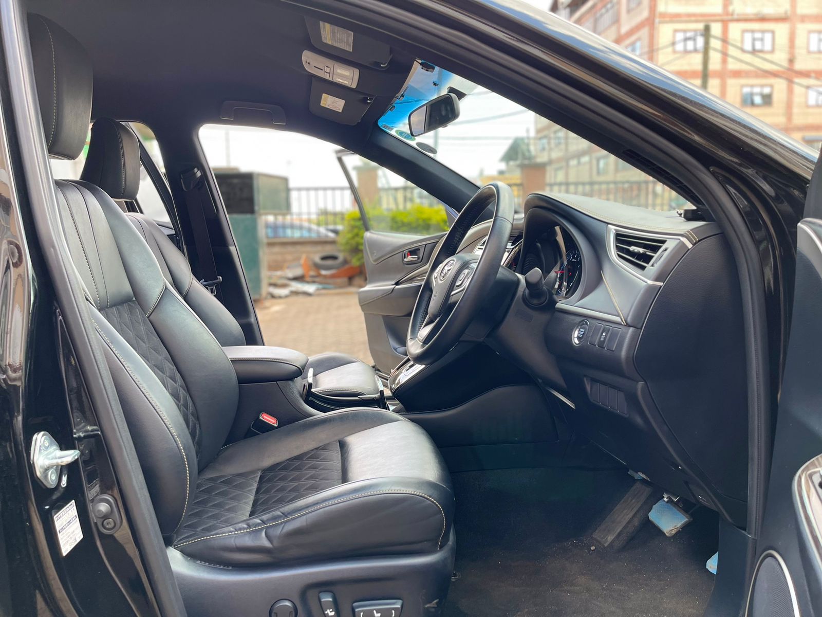 2015 Toyota Harrier