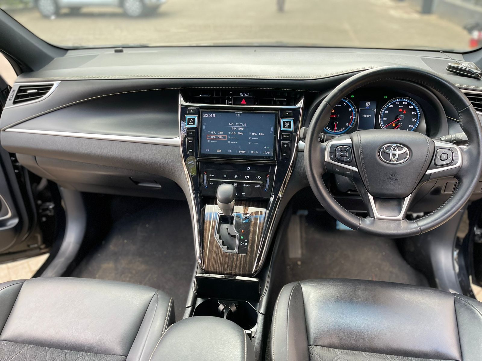 2015 Toyota Harrier