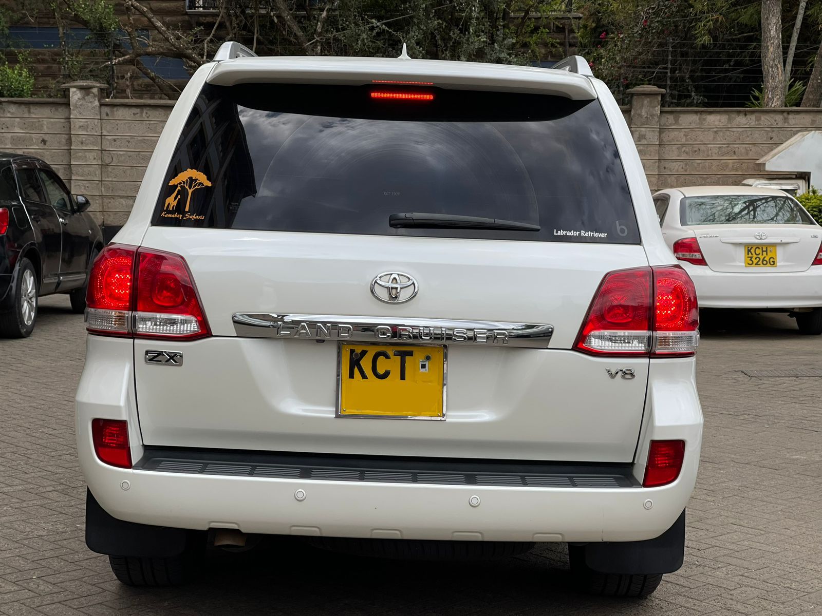 2011 Toyota Landcruiser V8
