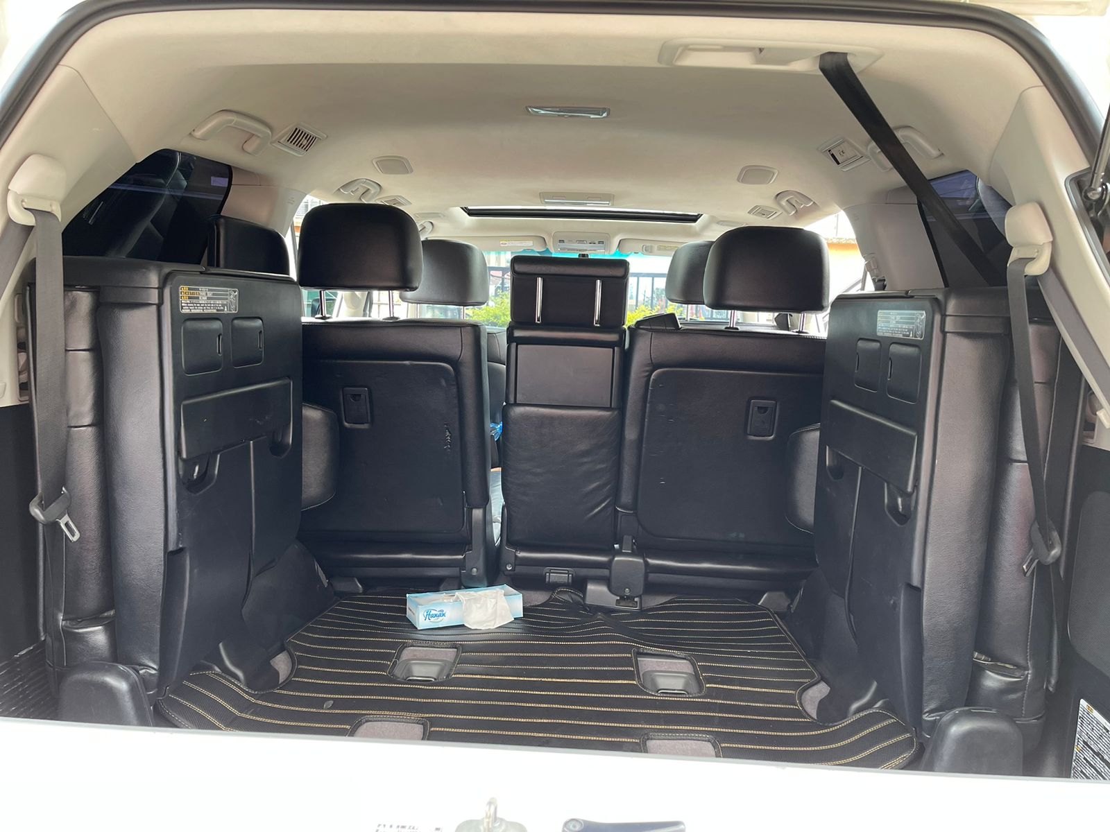 2011 Toyota Landcruiser V8