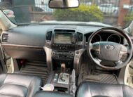 2011 Toyota Landcruiser V8
