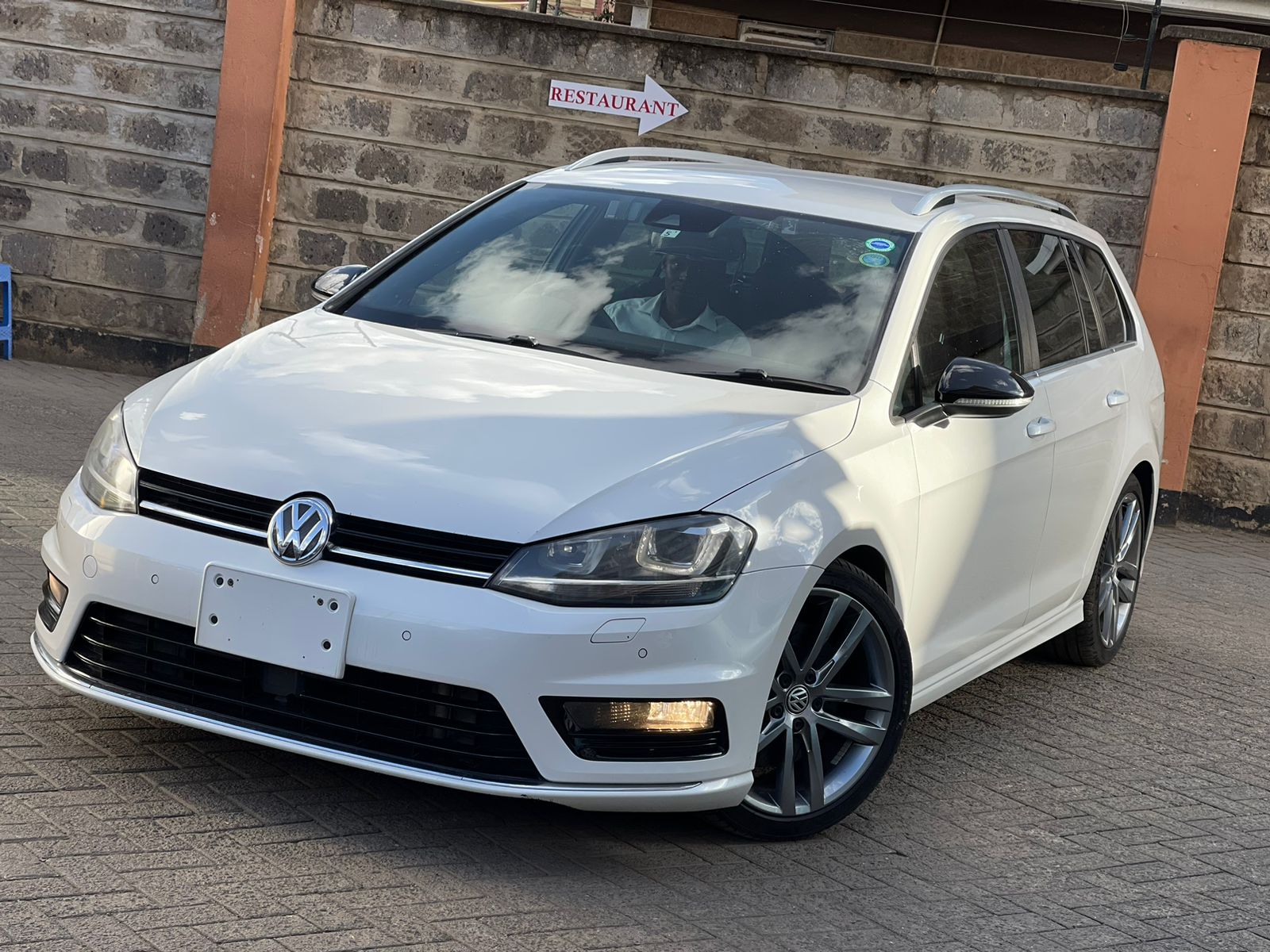 2015 Volkswagen Golf Variant R-Line