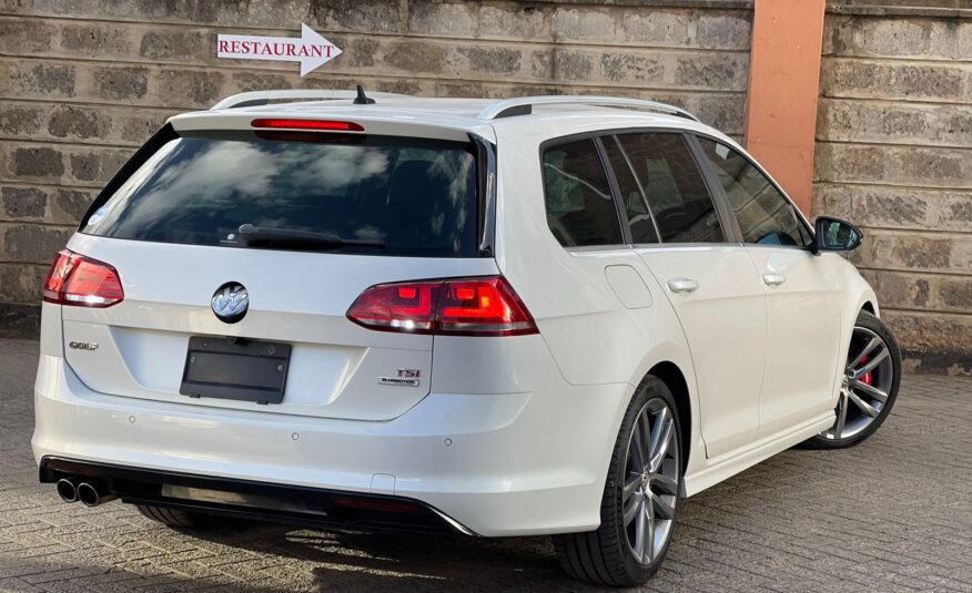 2015 Volkswagen Golf Variant R-Line