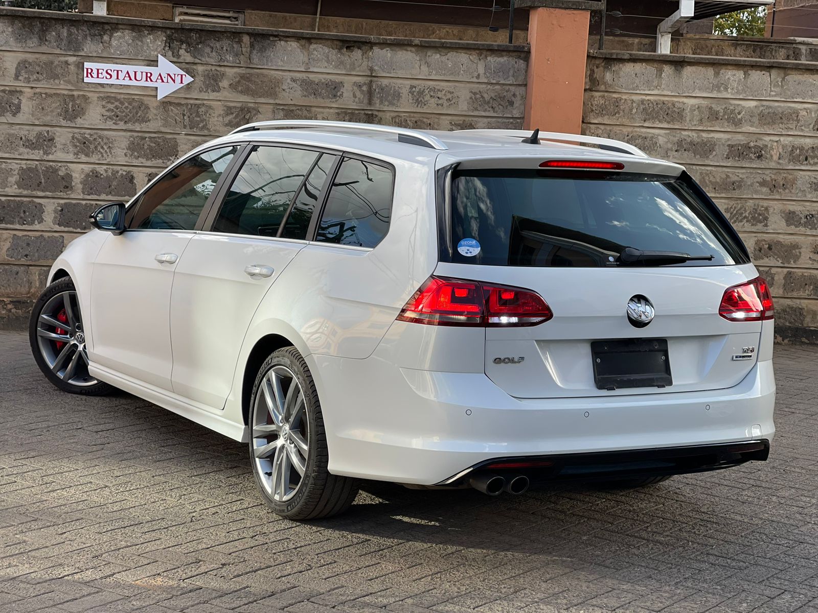 2015 Volkswagen Golf Variant R-Line