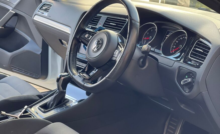 2015 Volkswagen Golf Variant R-Line
