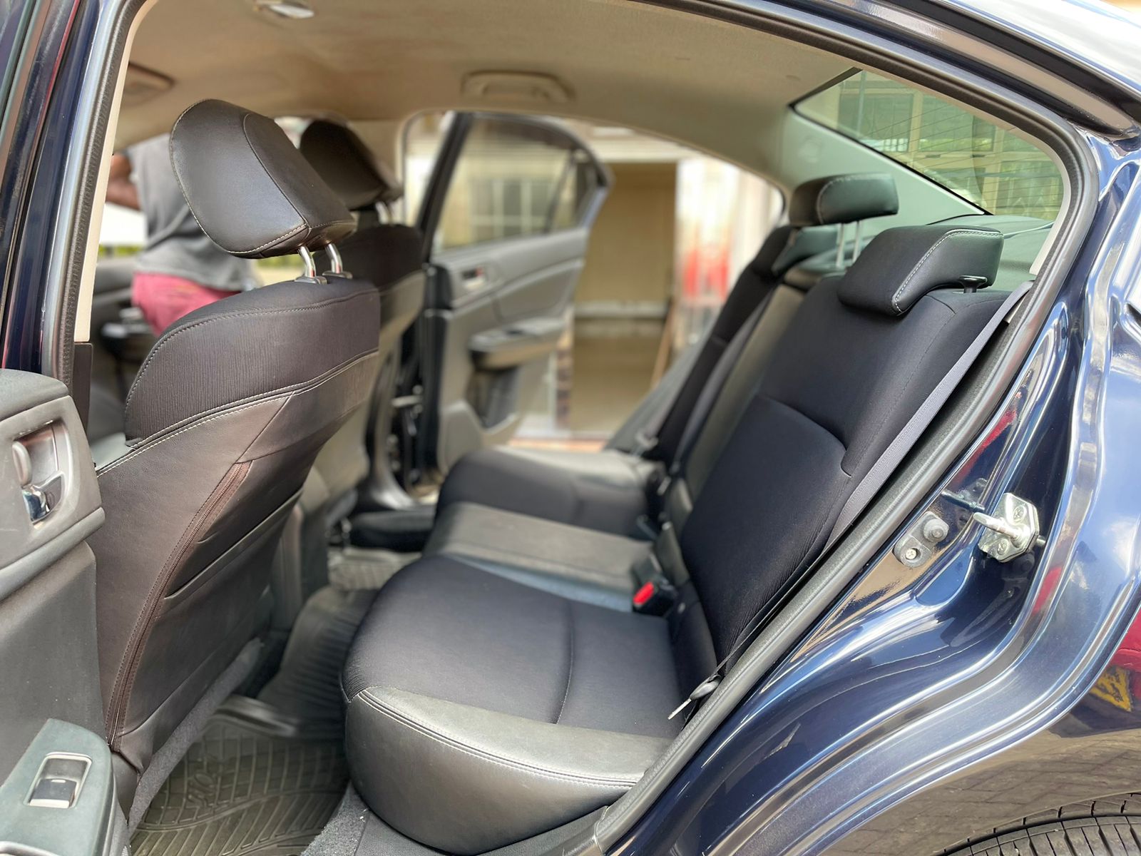 2012 Subaru Legacy G4