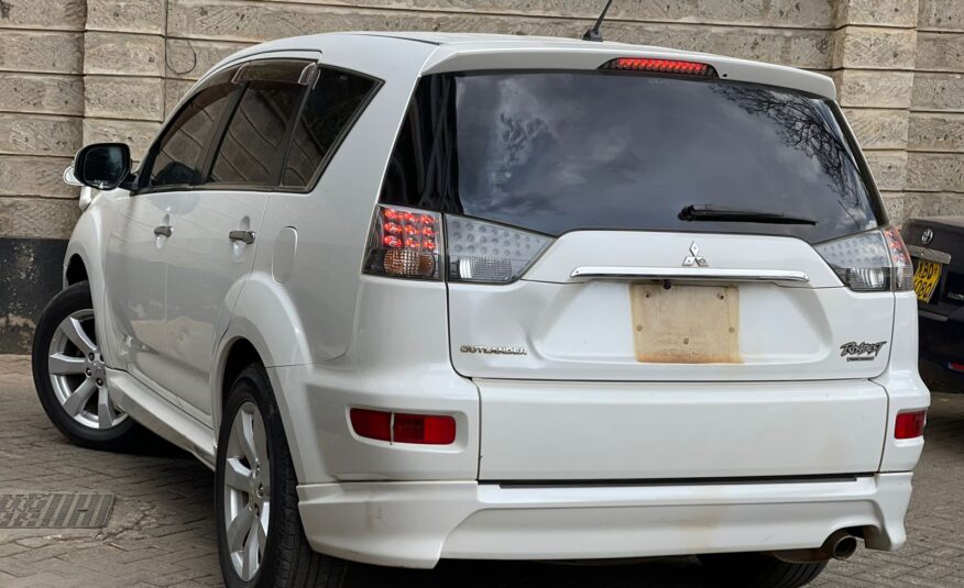 2010 Mitsubishi Outlander Rodest