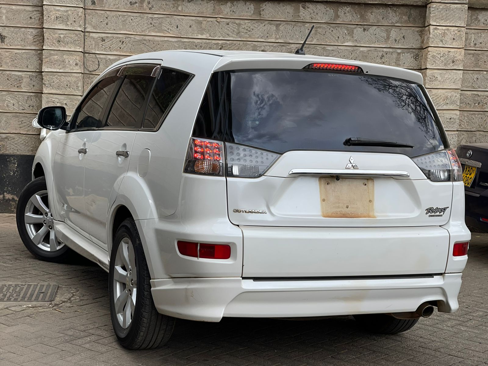 2010 Mitsubishi Outlander Rodest