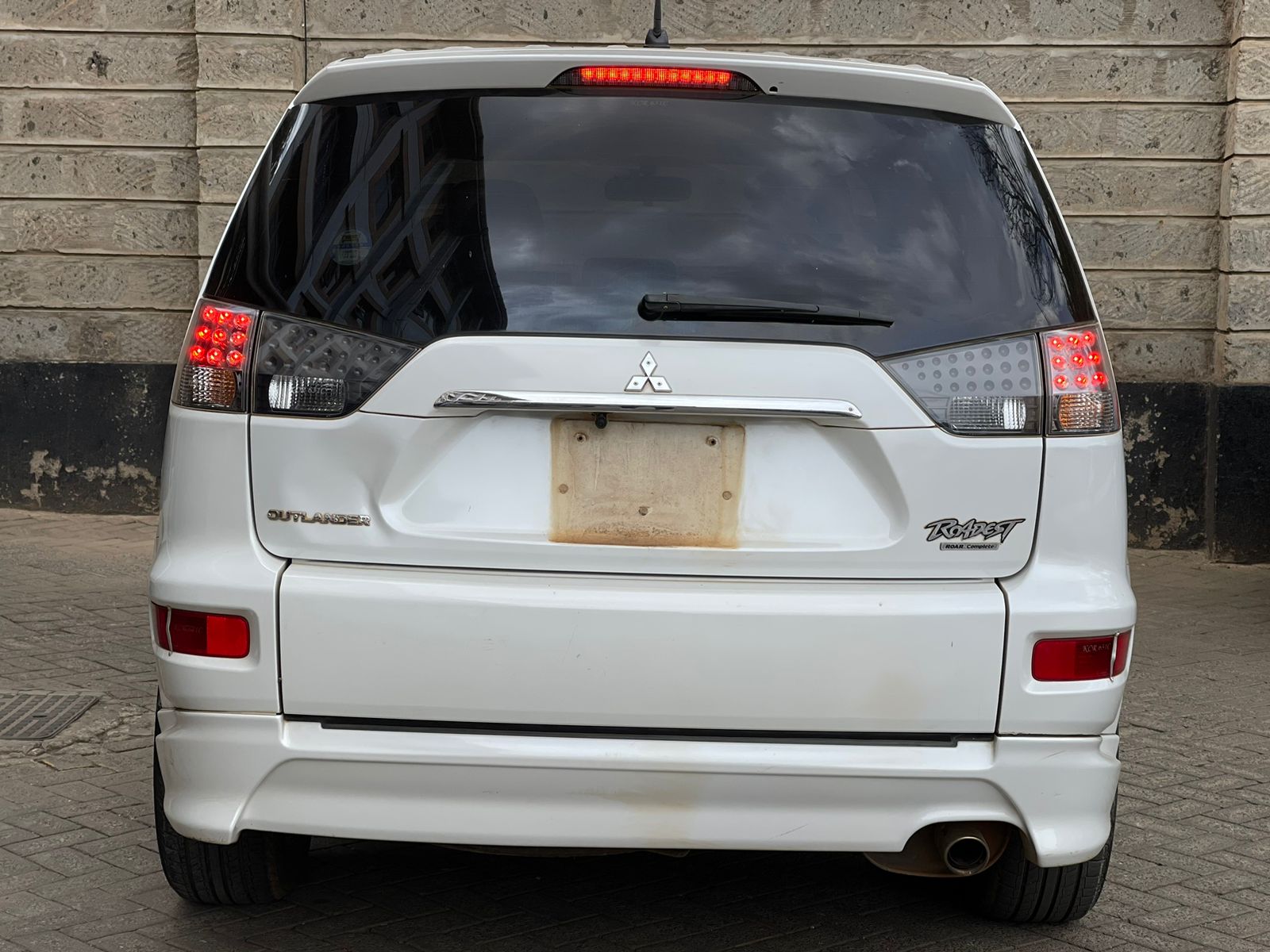 2010 Mitsubishi Outlander Rodest