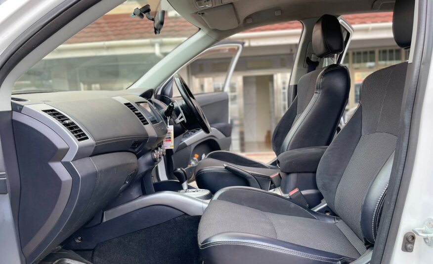 2010 Mitsubishi Outlander Rodest