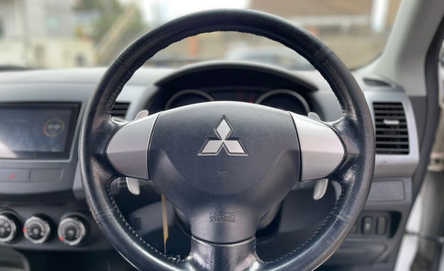 2010 Mitsubishi Outlander Rodest