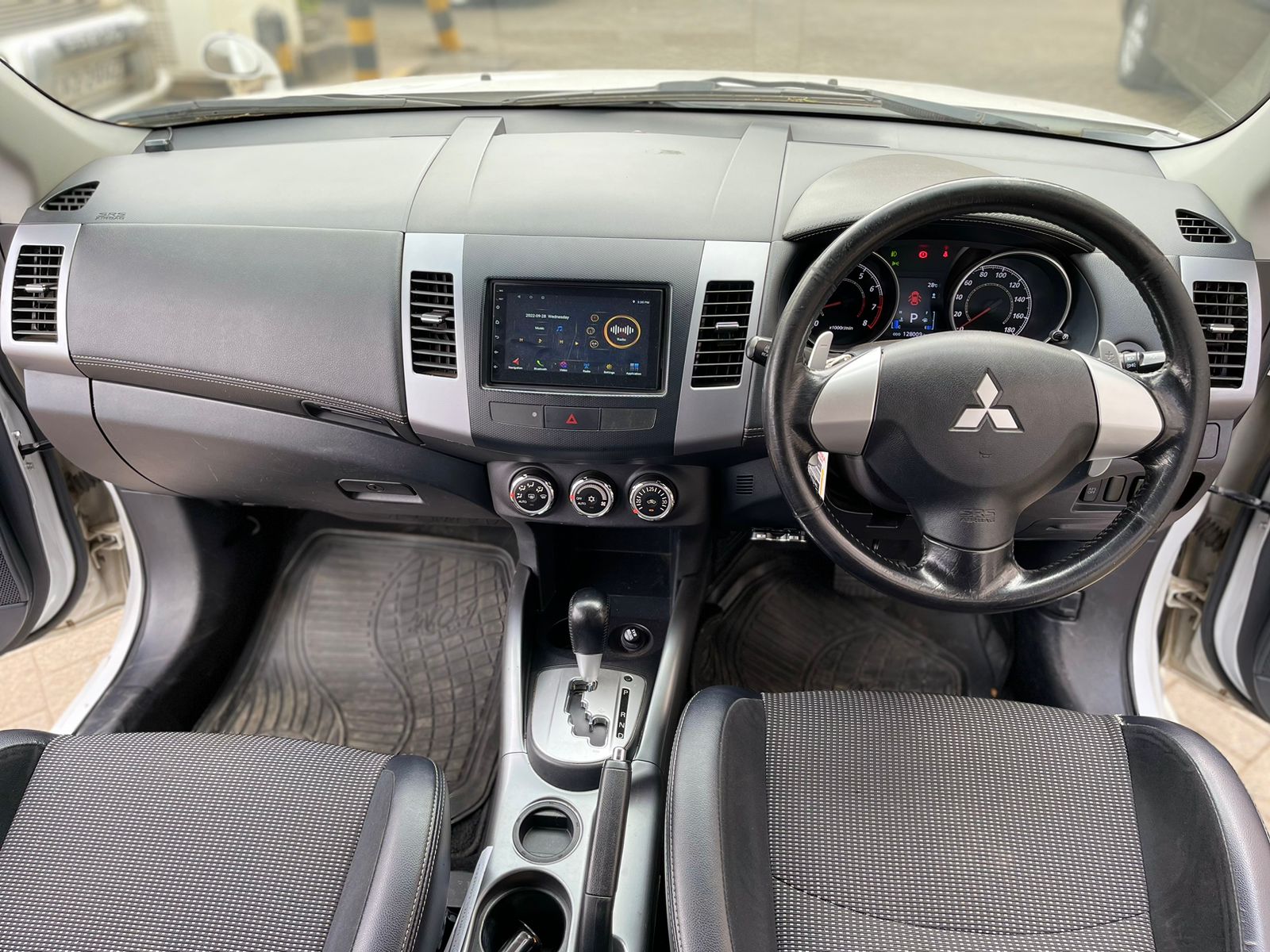 2010 Mitsubishi Outlander Rodest
