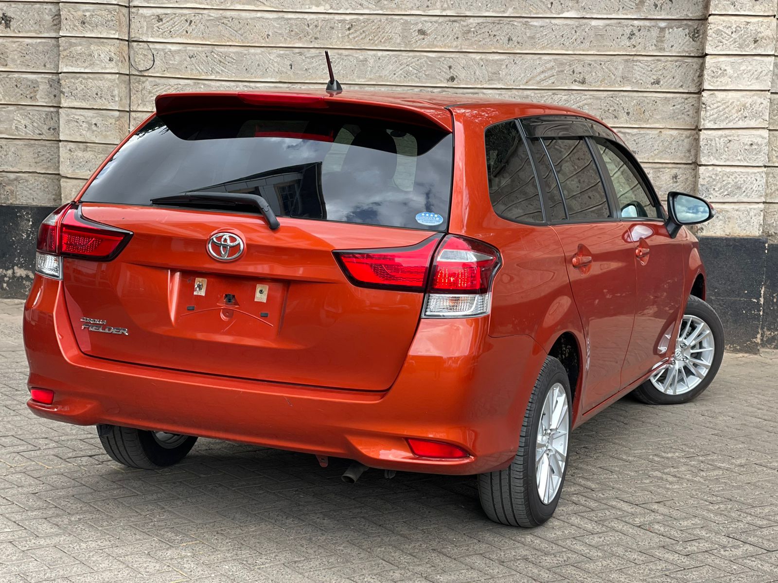 2015 Toyota Fielder