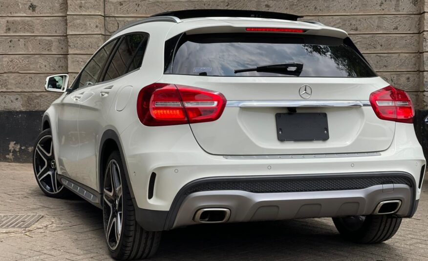 2015 Mercedes Benz GLA 180