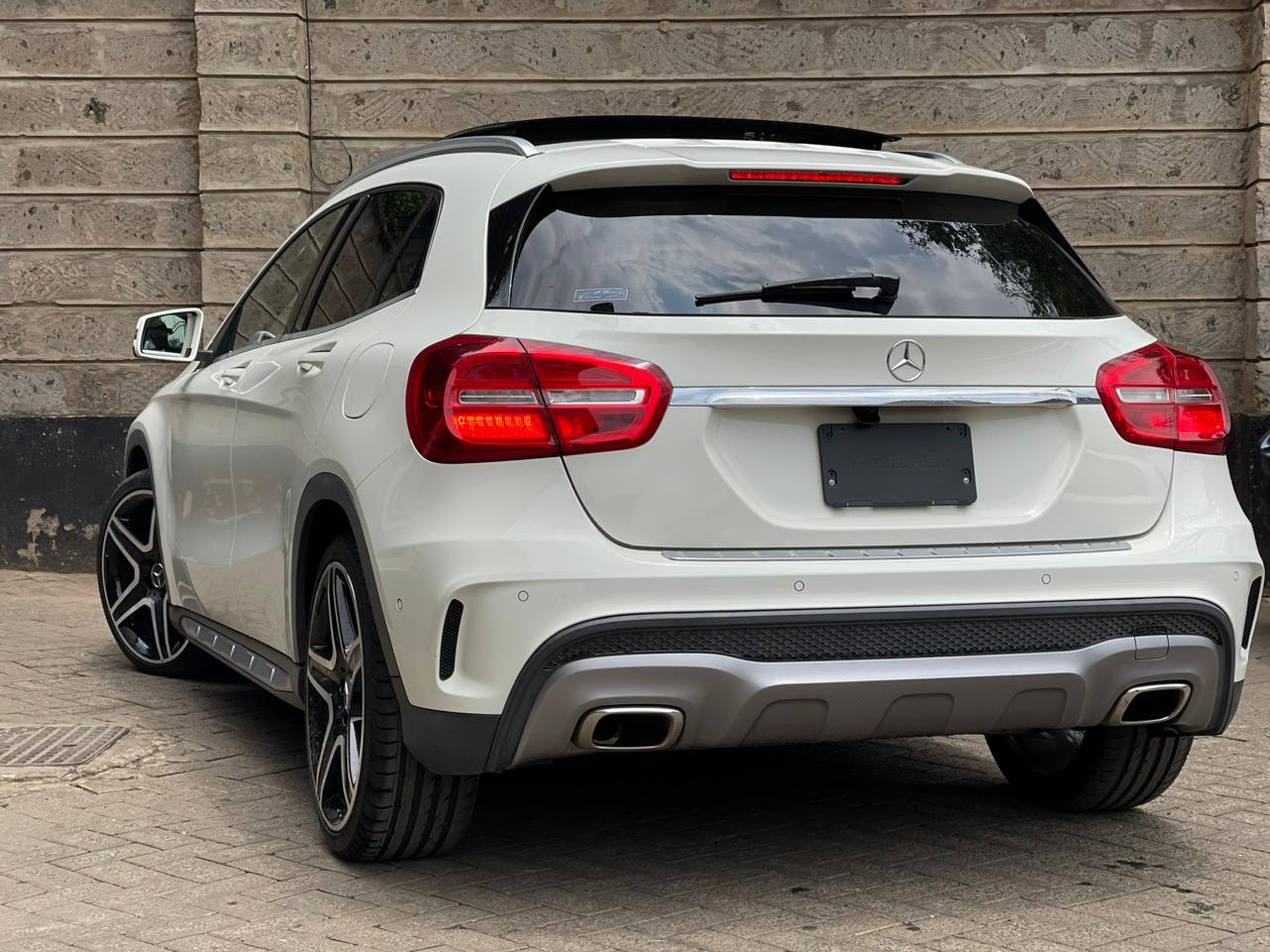 2015 Mercedes Benz GLA 180