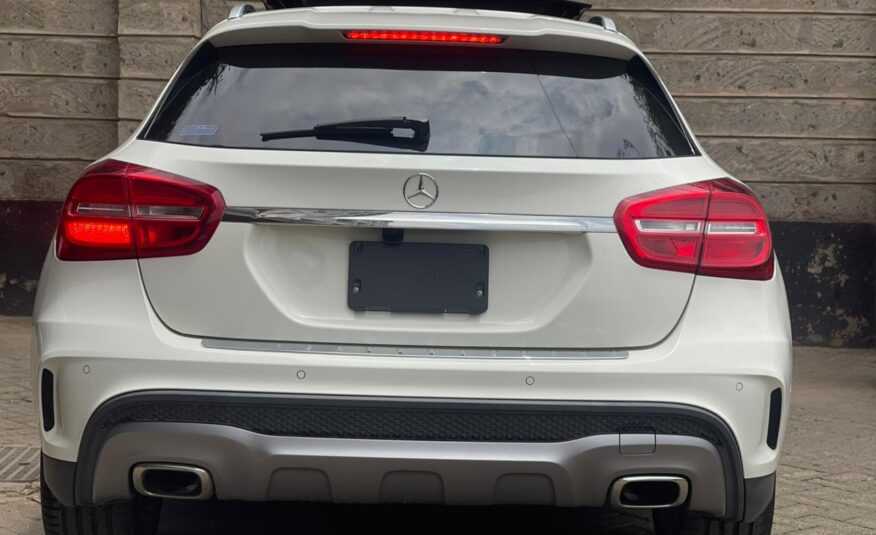 2015 Mercedes Benz GLA 180