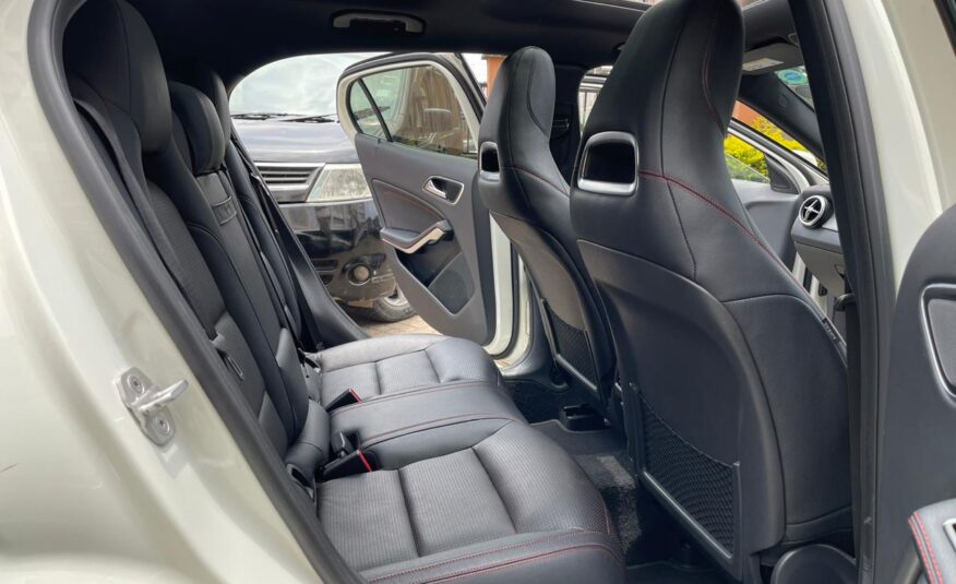 2015 Mercedes Benz GLA 180