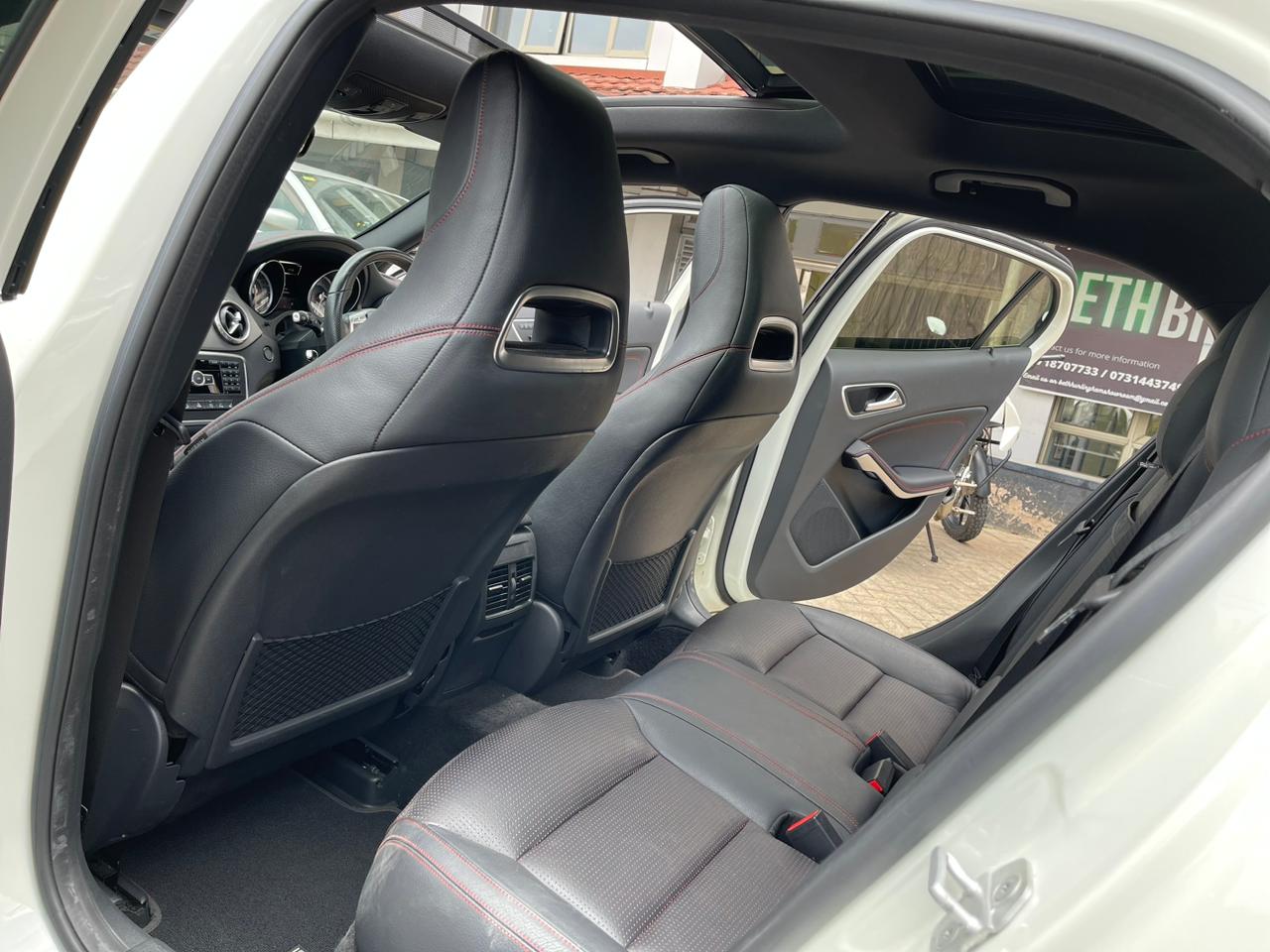 2015 Mercedes Benz GLA 180