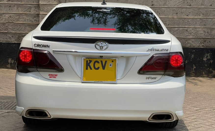 2012 Toyota Crown Athlete