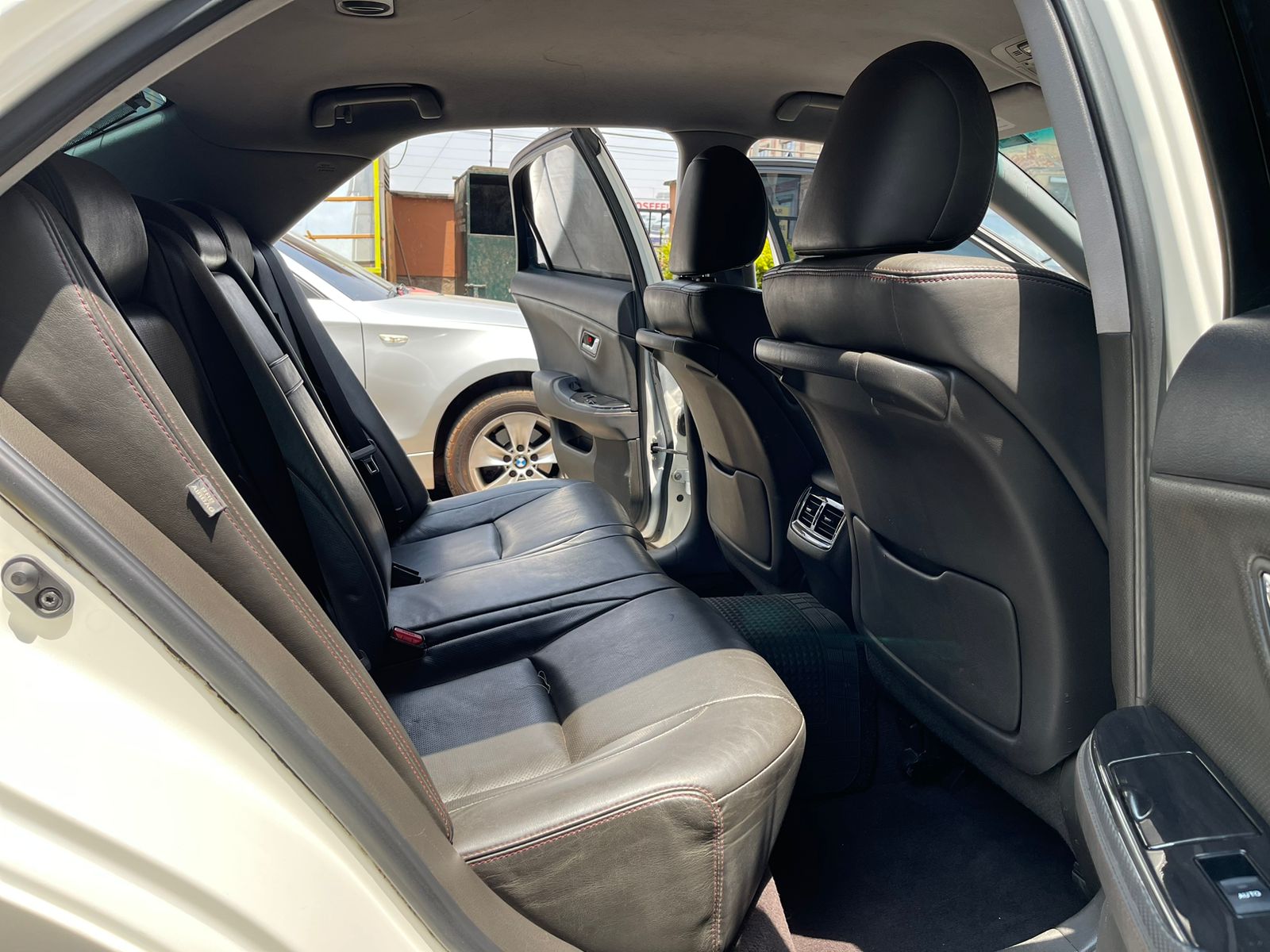 2012 Toyota Crown Athlete