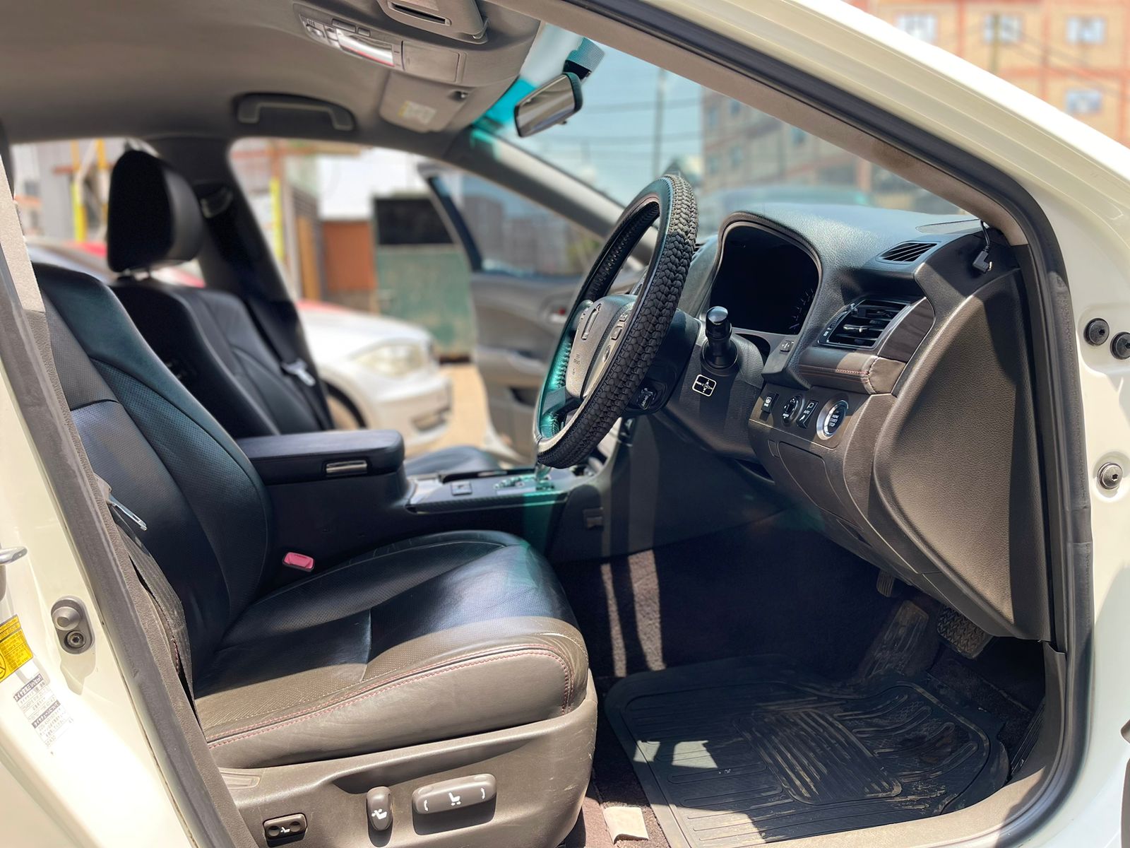 2012 Toyota Crown Athlete