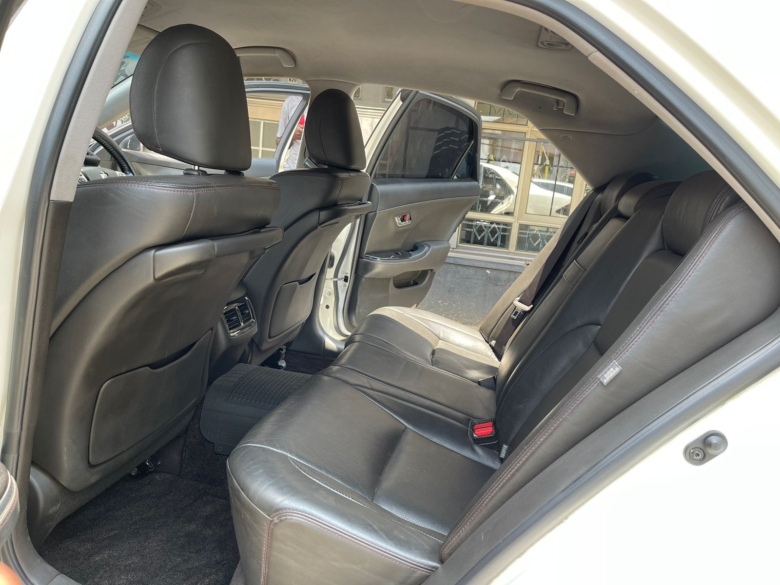 2012 Toyota Crown Athlete