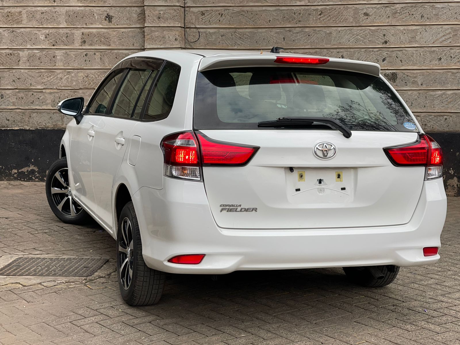 2015 Toyota Fielder