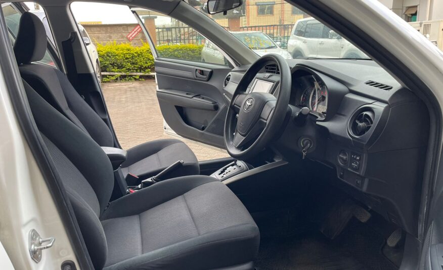 2015 Toyota Fielder