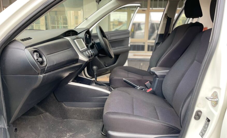 2015 Toyota Fielder