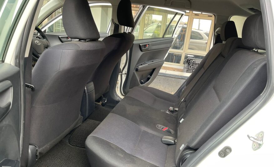 2015 Toyota Fielder