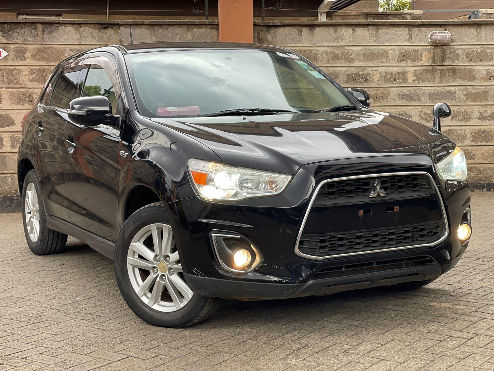 2013 Mitsubishi RVR