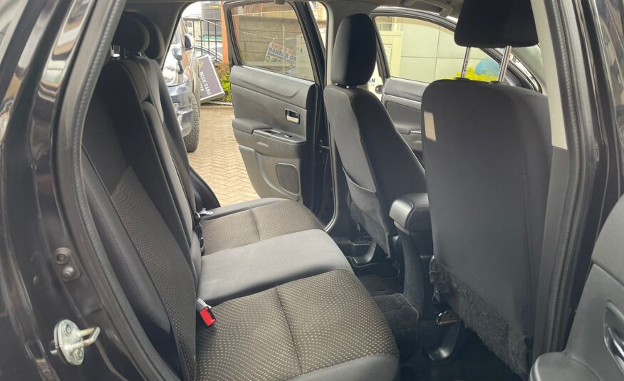 2013 Mitsubishi RVR