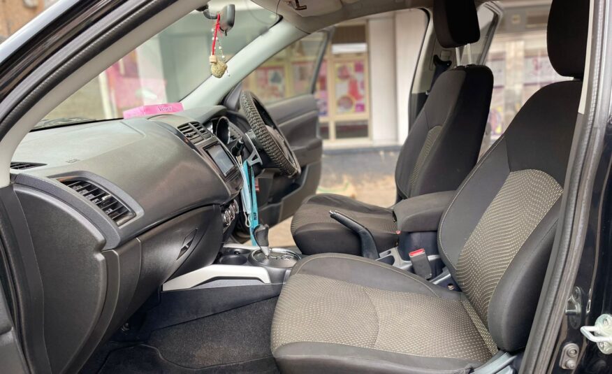 2013 Mitsubishi RVR