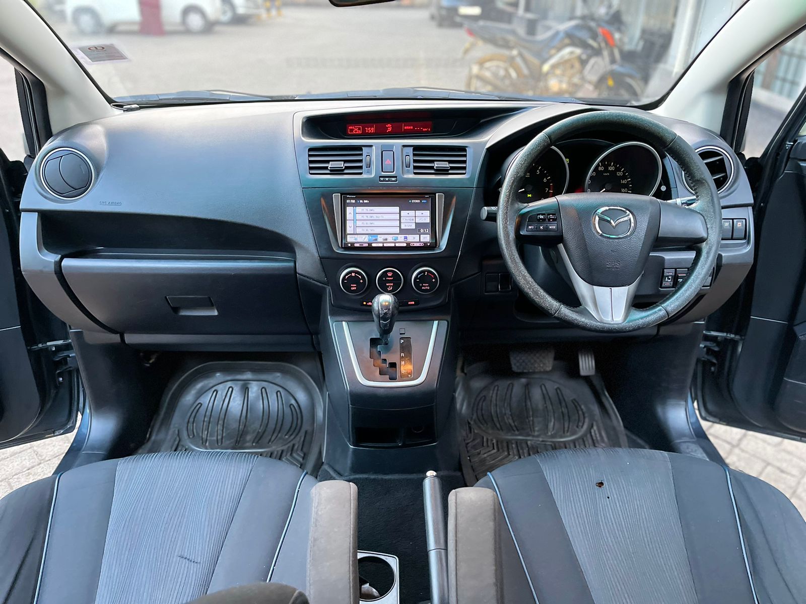 2011 Mazda Premacy