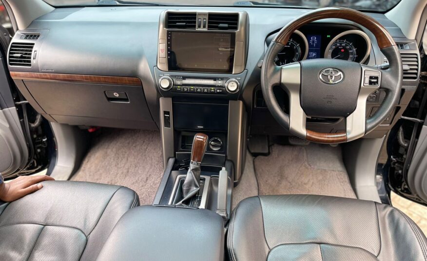 2013 Toyota Landcruiser Prado Tx (Sunroof)