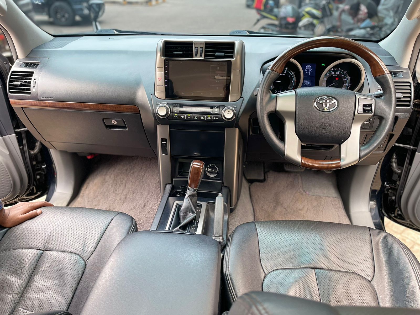 2013 Toyota Landcruiser Prado Tx (Sunroof)