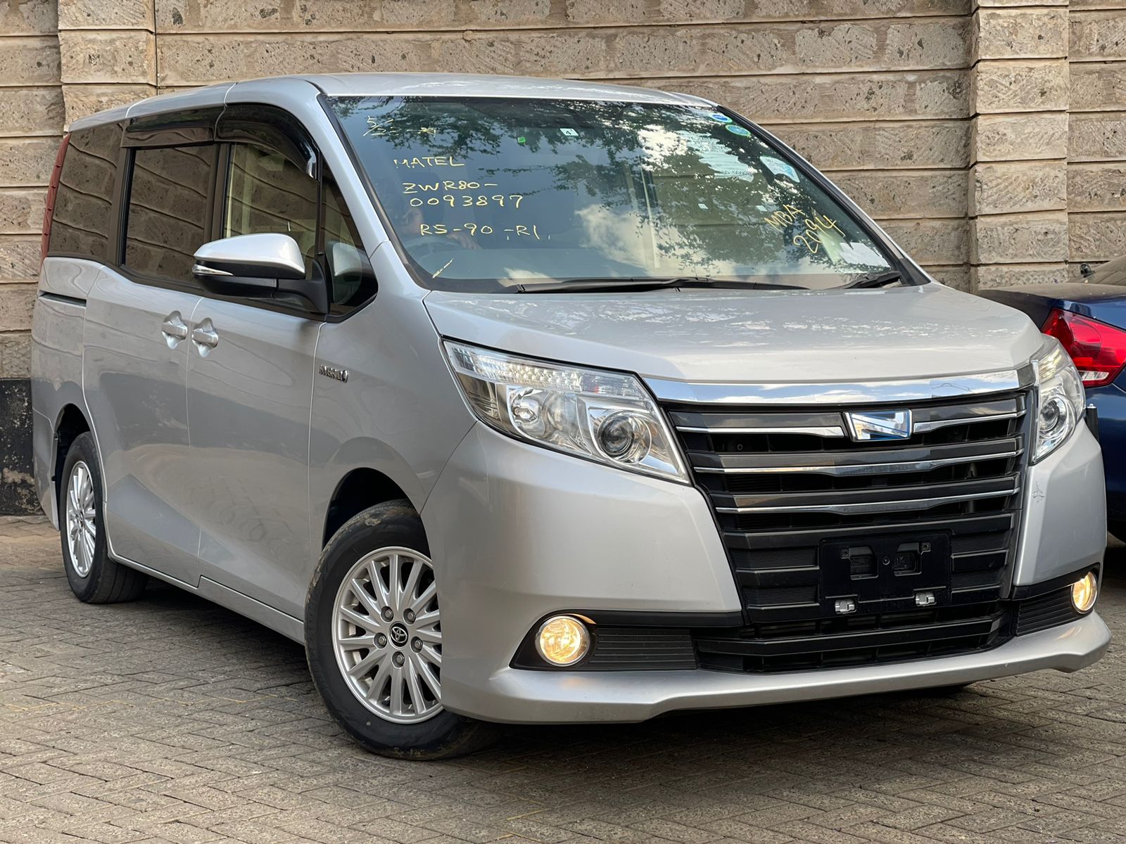 2015 Toyota Noah