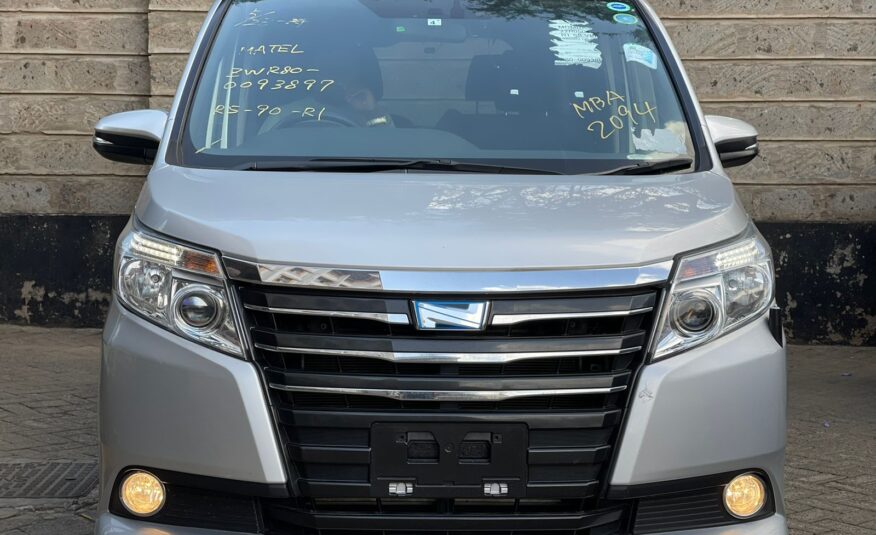 2015 Toyota Noah